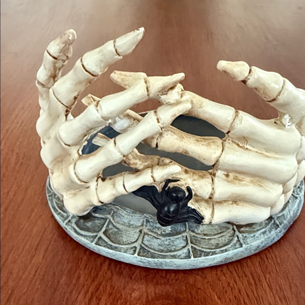 Yankee Candle Skeleton Hand Candle holder. Cream and Black (candle not included)